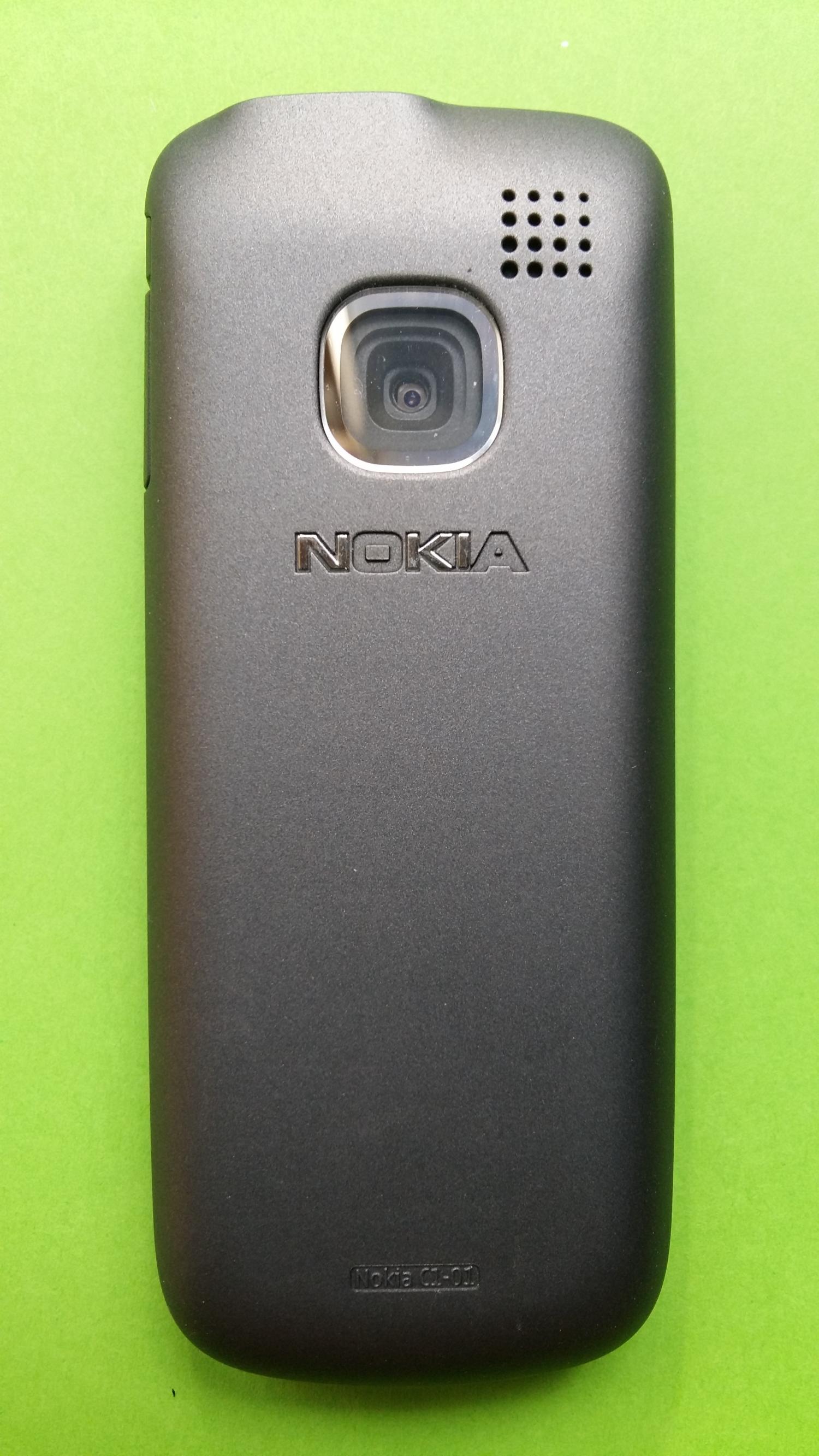image-7308740-Nokia C1-01 (3)2.jpg
